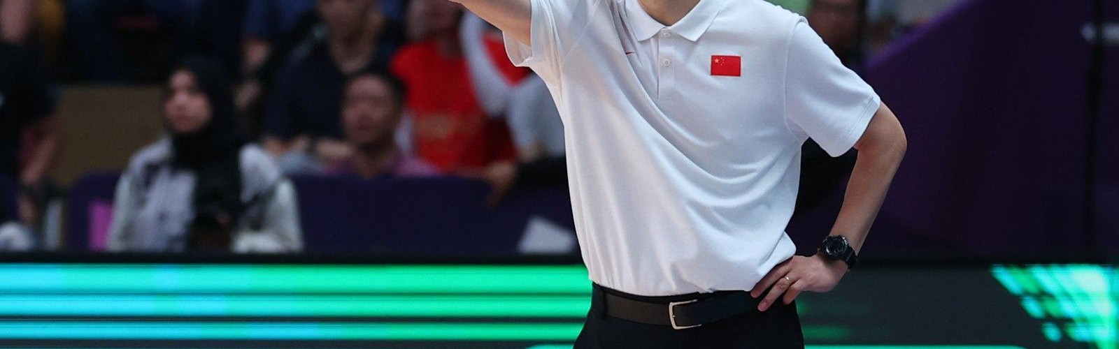 郭士强：接手男篮之后我提出帮队员提升信心 我说“错了算我的”